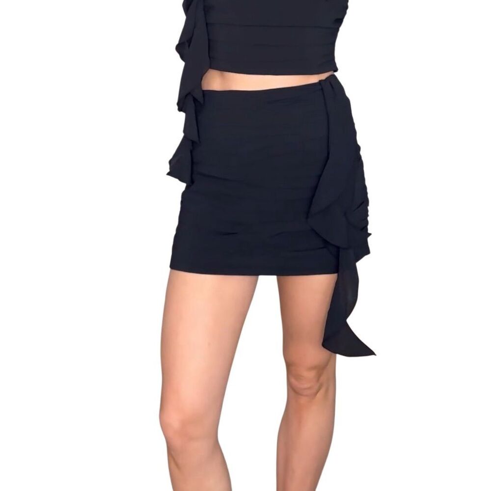 Abercrombie & Fitch Black Cascading Ruffle Mini Skort Size XS